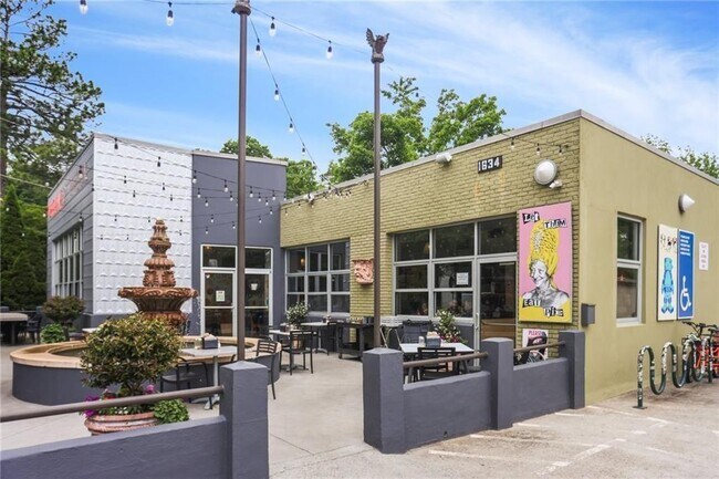 Building Photo - 1672 DeKalb Ave NE