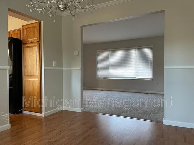 Building Photo - 44947 Forest Trail Dr
