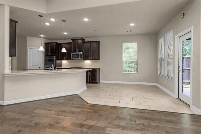 Building Photo - 236 Redwood Cyn Trl