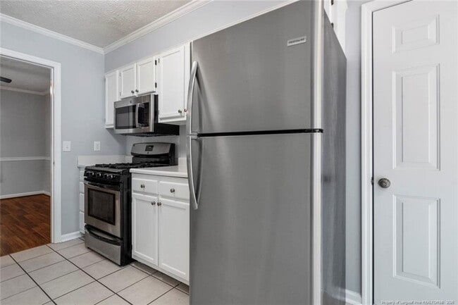 Building Photo - 1274 Arailia Dr