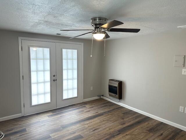 Building Photo - 4033 Pineview Dr NW