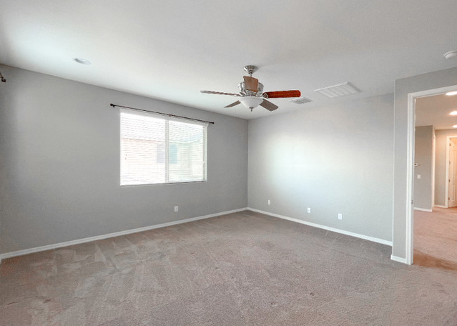 Building Photo - 118 E Canyon Way