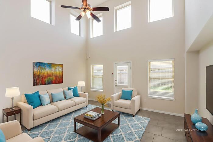 Building Photo - 8106 Fieldfare Dr