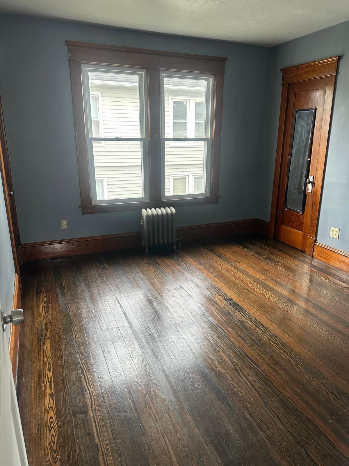Room #1 - 64 Kendall St