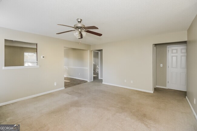 Building Photo - 4250 Winston Cir
