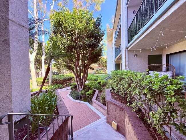Building Photo - Best Value in Irvine!