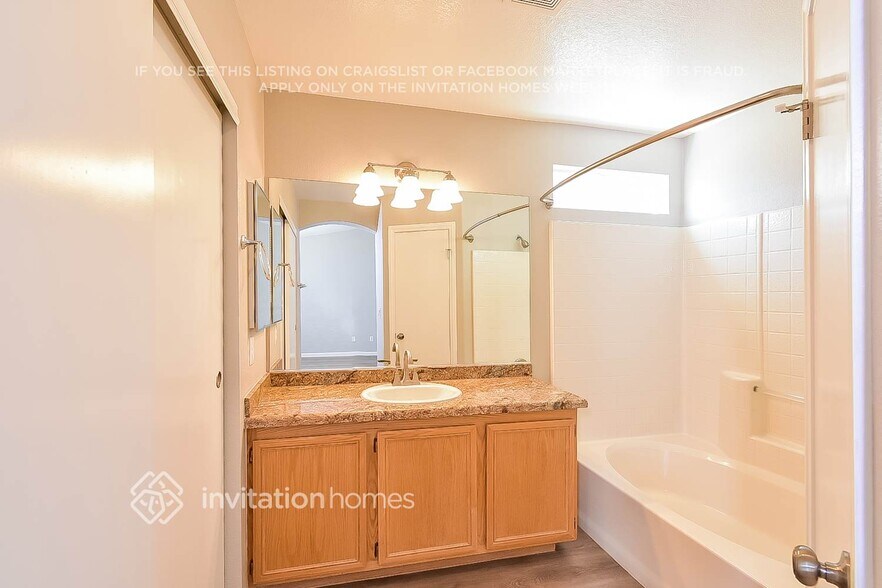 Building Photo - 5228 French Lavender St