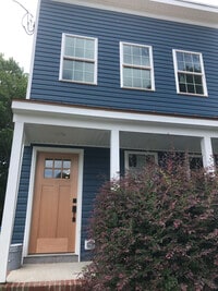 Building Photo - 1833 Thomas St