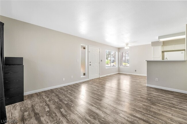 Building Photo - 3060 Tarpon