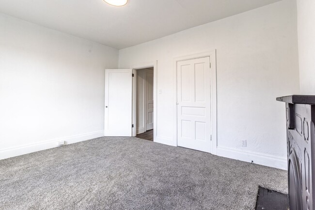 Building Photo - 95 Beltzhoover Ave