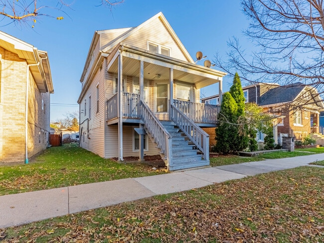 Building Photo - 1521 Grove Ave