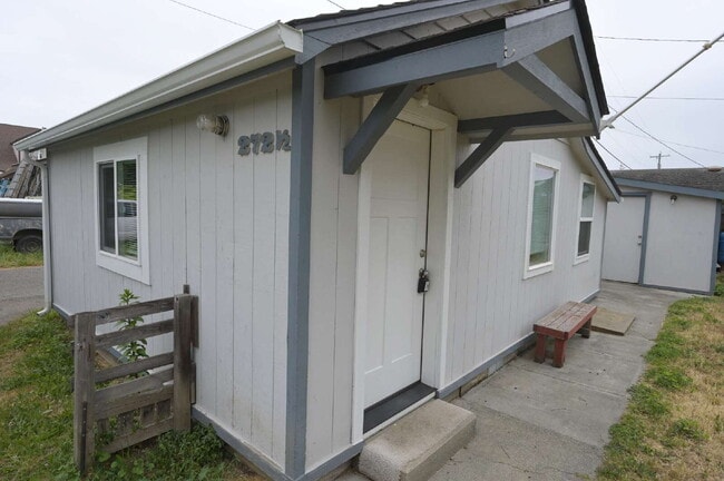 Primary Photo - Studio in Sequim