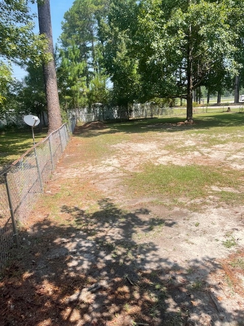 Building Photo - 137 Village Ct