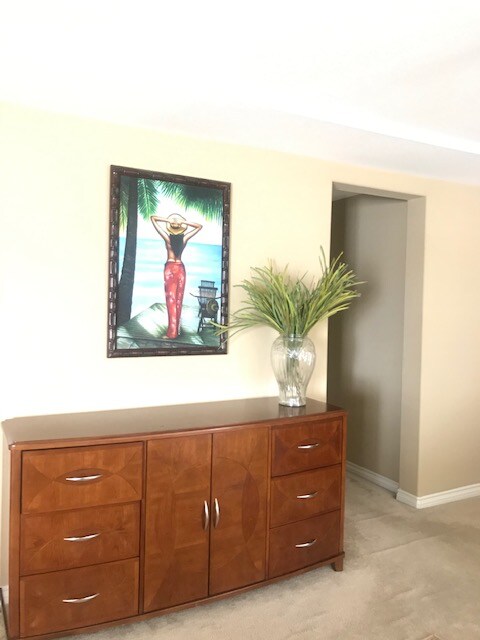 Building Photo - 8418 Lourenco Ln