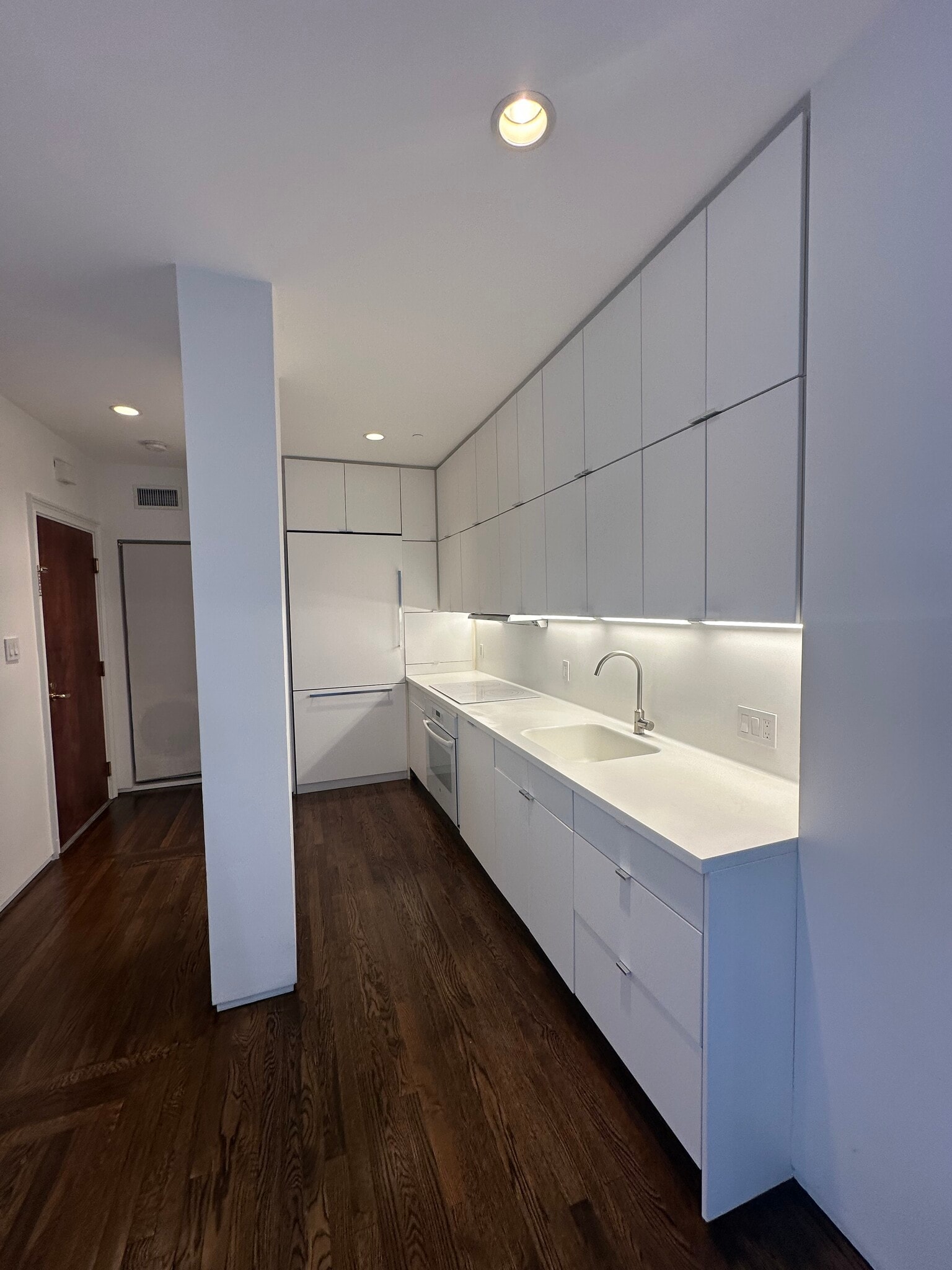 Building Photo - 30 5th St NE