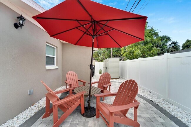 Building Photo - 1462 Cleveland St