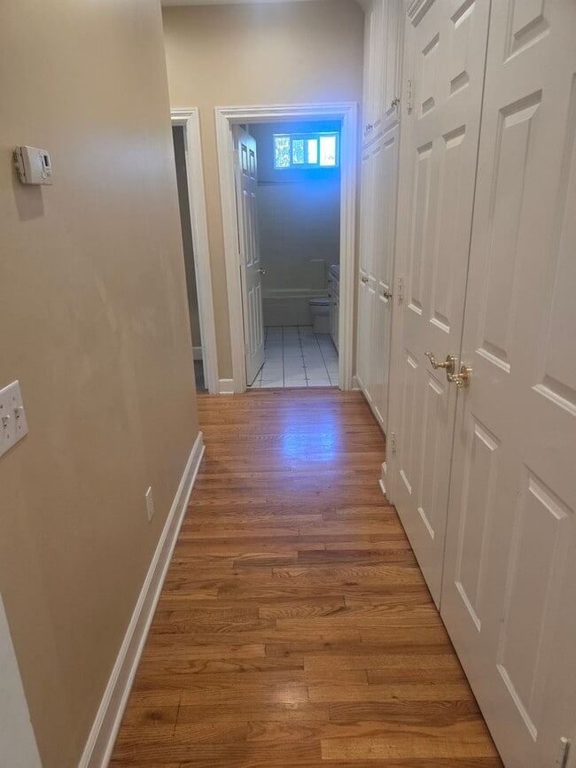 Building Photo - 3 bed 2 bath Home for Rent in Grants Pass