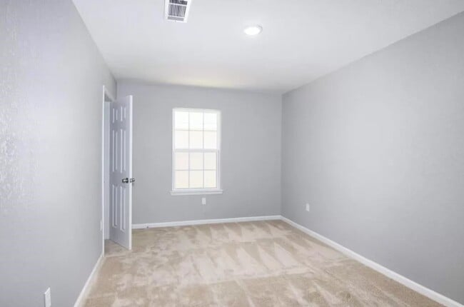 Building Photo - 23338 Sandpiper Trail