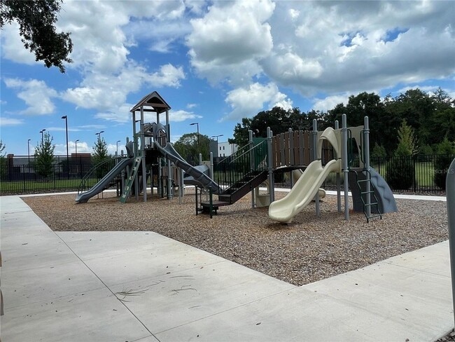 Building Photo - 36544 Smithfield Ln