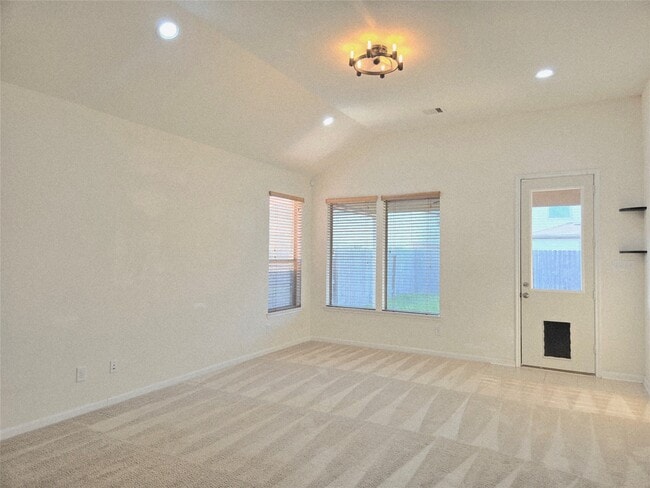 Building Photo - 22526 Belmont Cove Ln