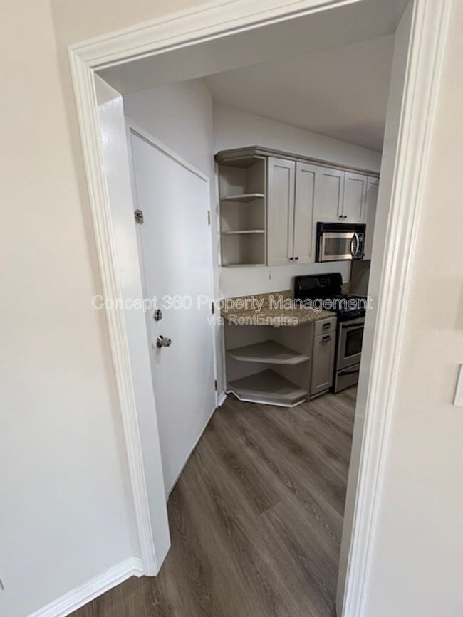 Building Photo - 3536 Linden Ave