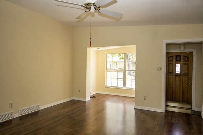 Building Photo - 2001 Pine Bluff Ave