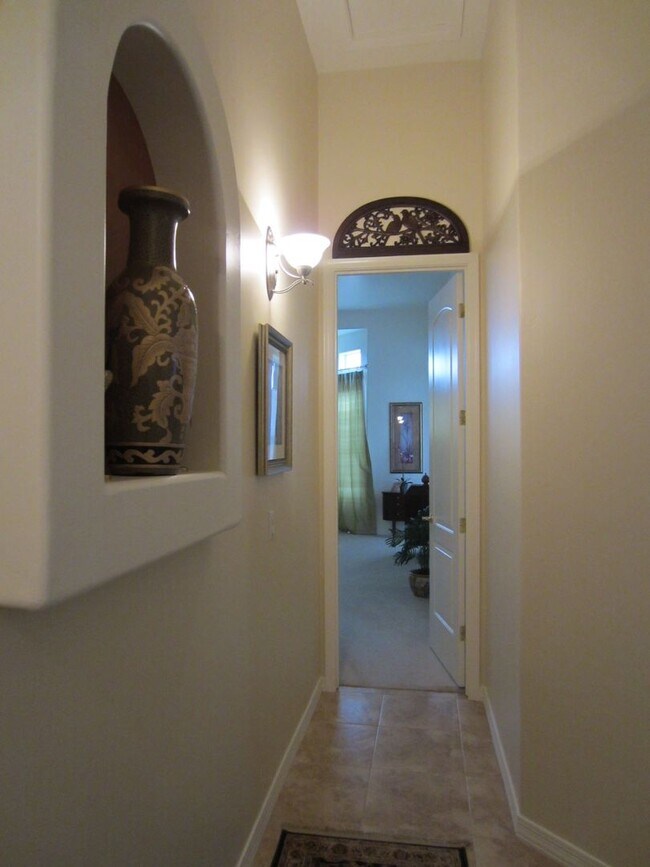 Building Photo - LUXURY HOME FULLY FURNISHED ON GOLF COURSE! GORGEOUS VIEWS OF MINGUS MOUNTAINS