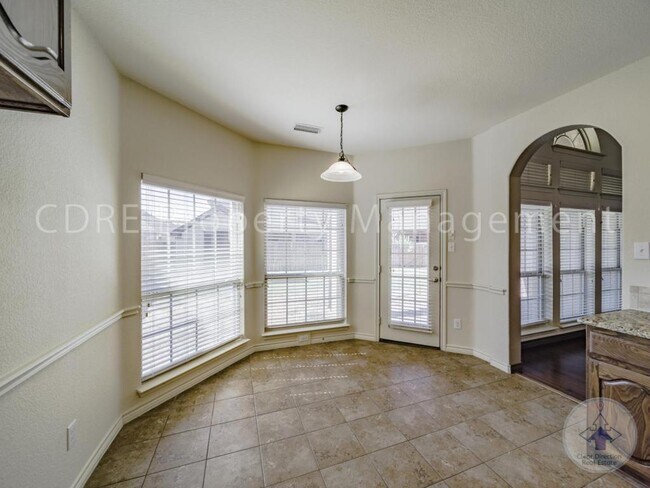 Building Photo - 1320 Sand Verbena Way