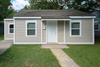 Building Photo - 5152 Enterprise St