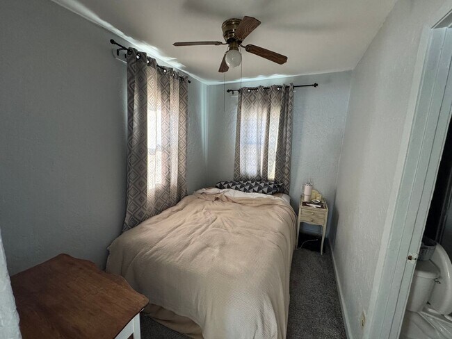 Building Photo - 1 Bed House