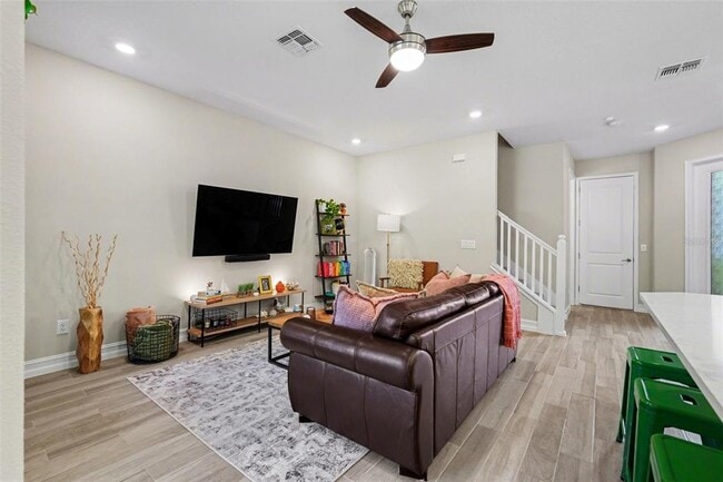 Building Photo - 5054 San Martino Dr