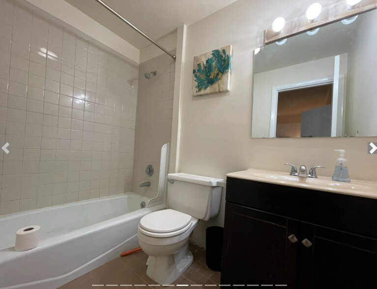 Building Photo - 91 Saint Botolph St