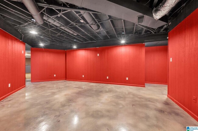 Building Photo - 373 Laredo Dr