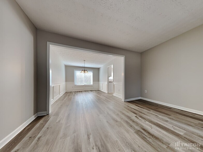 Building Photo - 703 Morgans Ridge Dr
