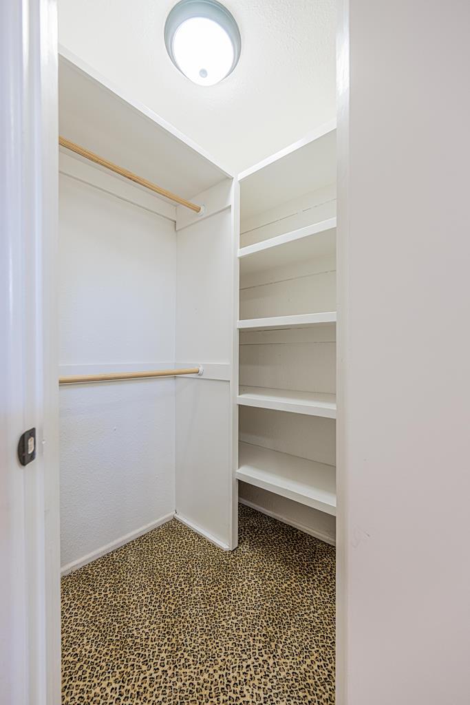 Building Photo - 105 Quail Run