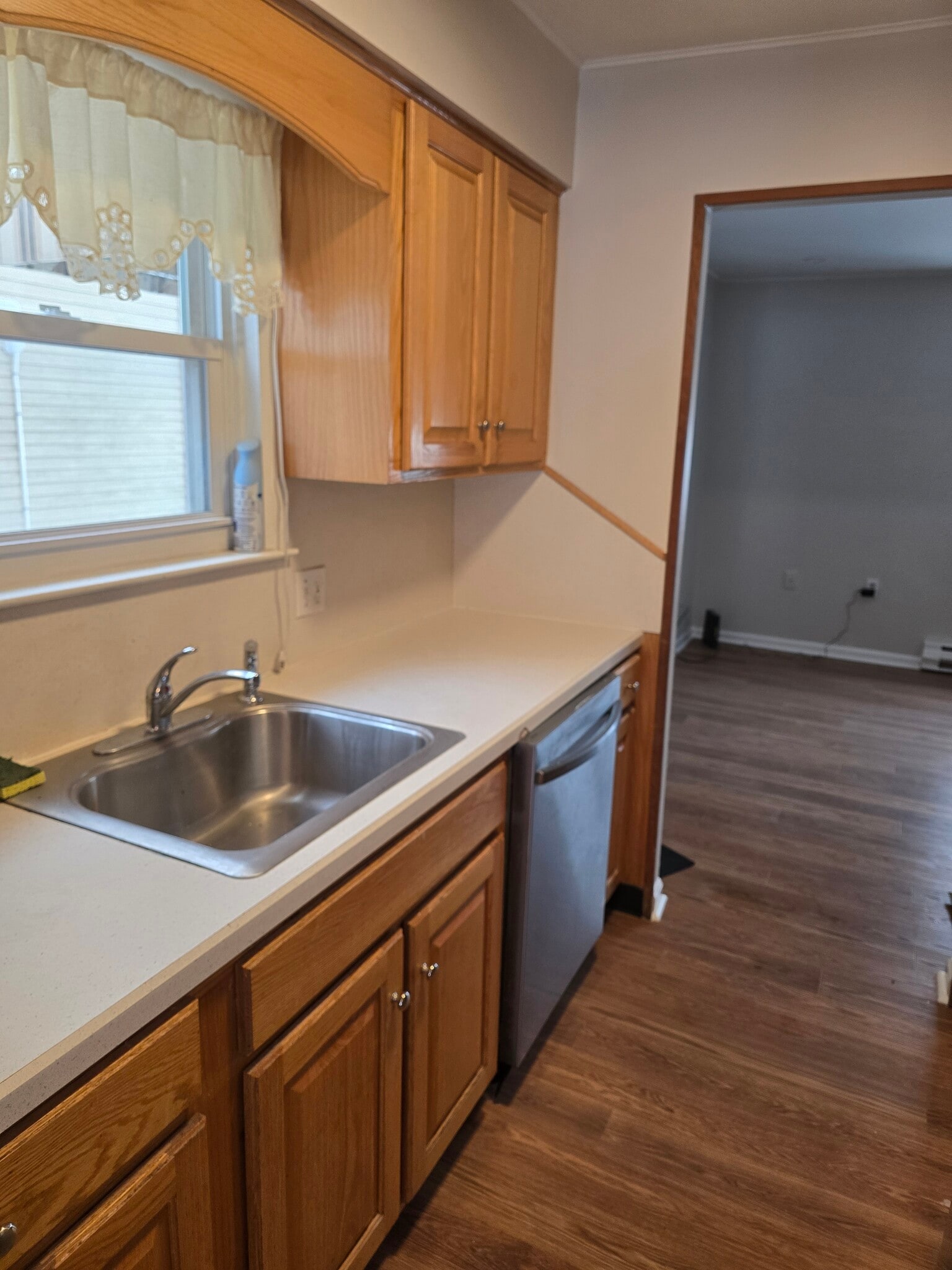 Building Photo - 2948 Klein St