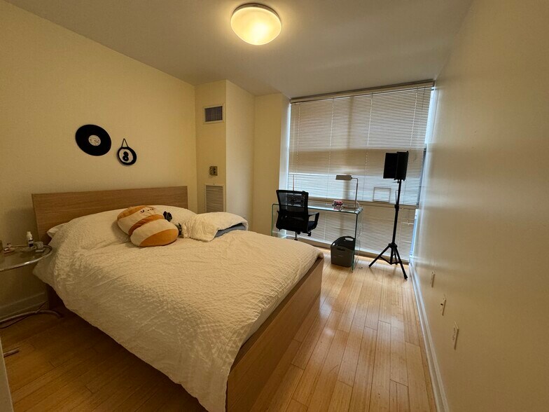 Building Photo - 41 Boylston St