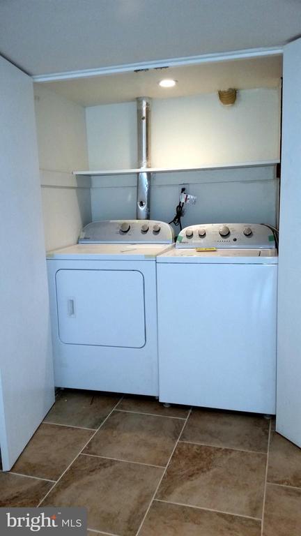 Building Photo - 1122 Rodman St