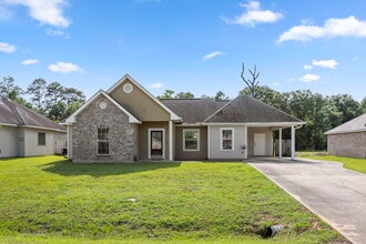 Building Photo - 48317 Fox Hollow Blvd