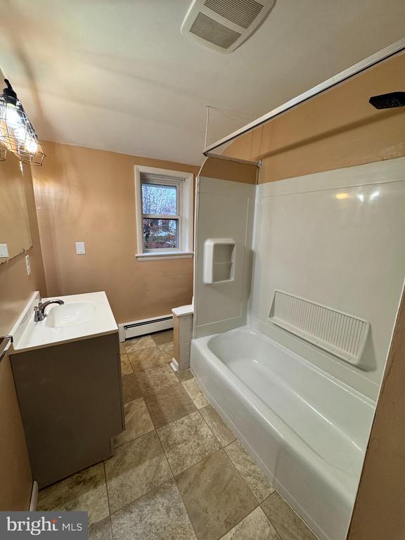 Building Photo - 11 S 3rd St