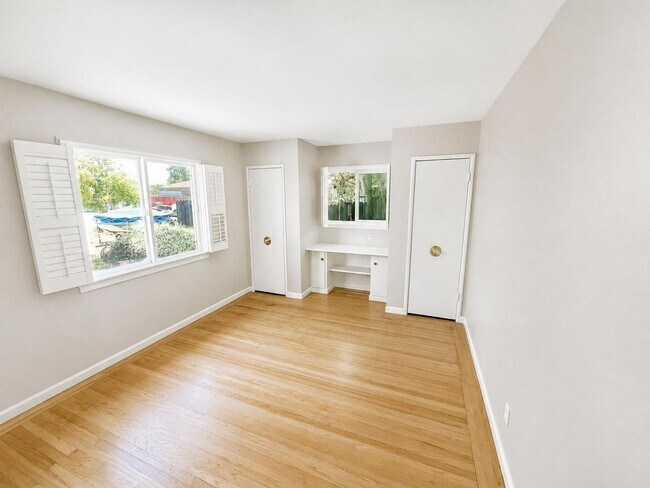 Building Photo - Bright & Spacious 3-Bedroom Home with Expansive Yard in Sacramento