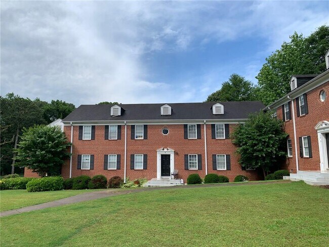 Primary Photo - 2367 Cascade Rd