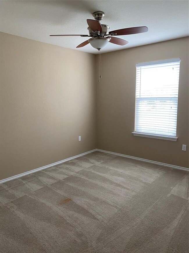 Building Photo - 1729 Arial Dr