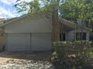 Primary Photo - 2907 Waypark Dr