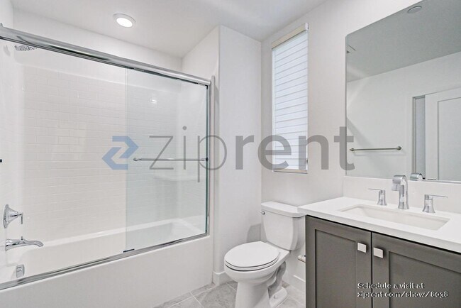 Building Photo - 1896 S Westside Dr