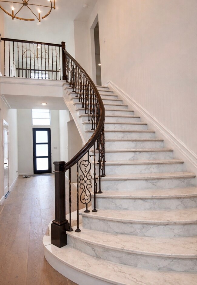 Building Photo - 10715 Verdant Hl