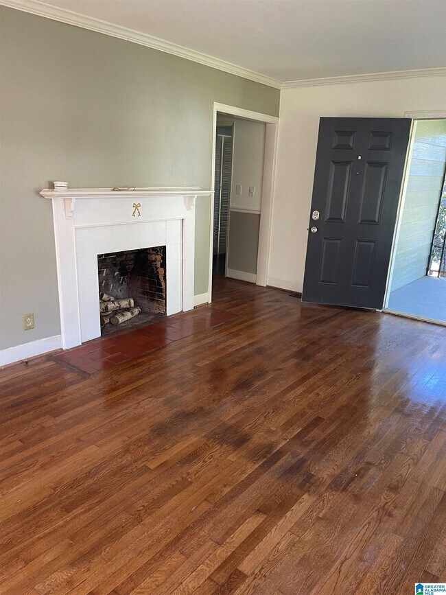 Building Photo - 712 47th Way S