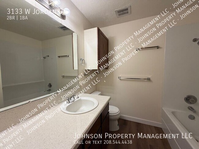 Building Photo - 3133 W Jordan St