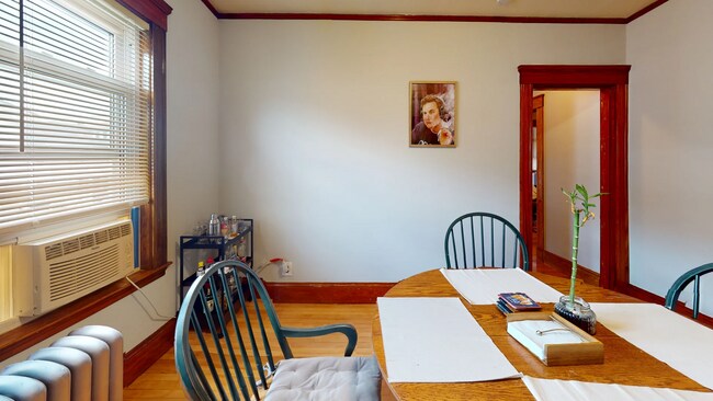 Building Photo - 60 Pinkert St