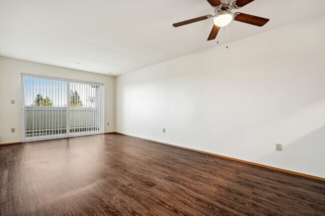 Interior Photo - The Daniels